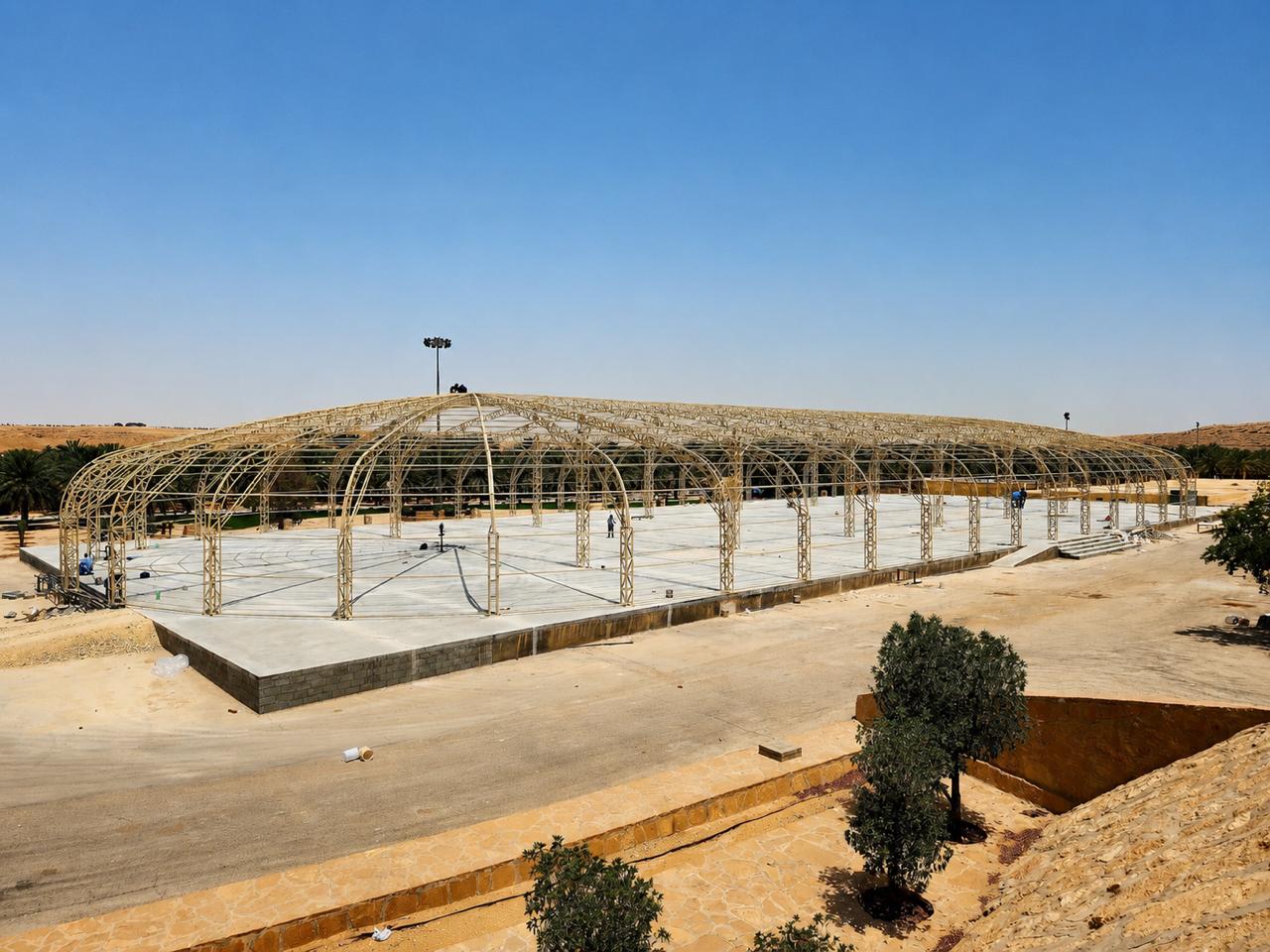 مظلة فولاذية كبرى